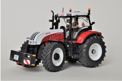 L.C.N. Beursmodel 2014 - Steyr 6170 CVT